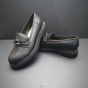 NWOT Penningtons Ladies Size 12WW Black Faux Leather Chunky Sole Loafers